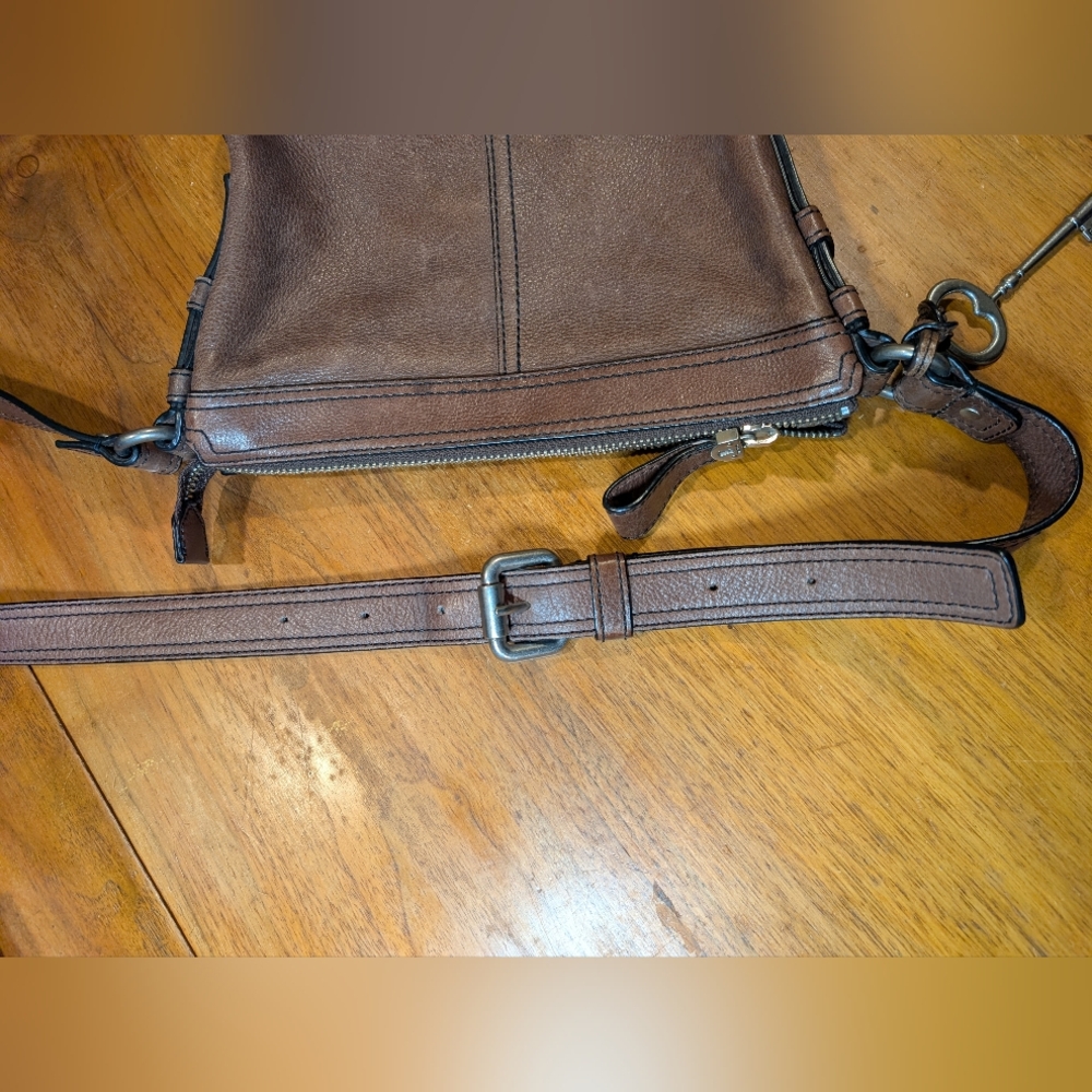 Fossil Purse Cross Body - Picture 3 of 14